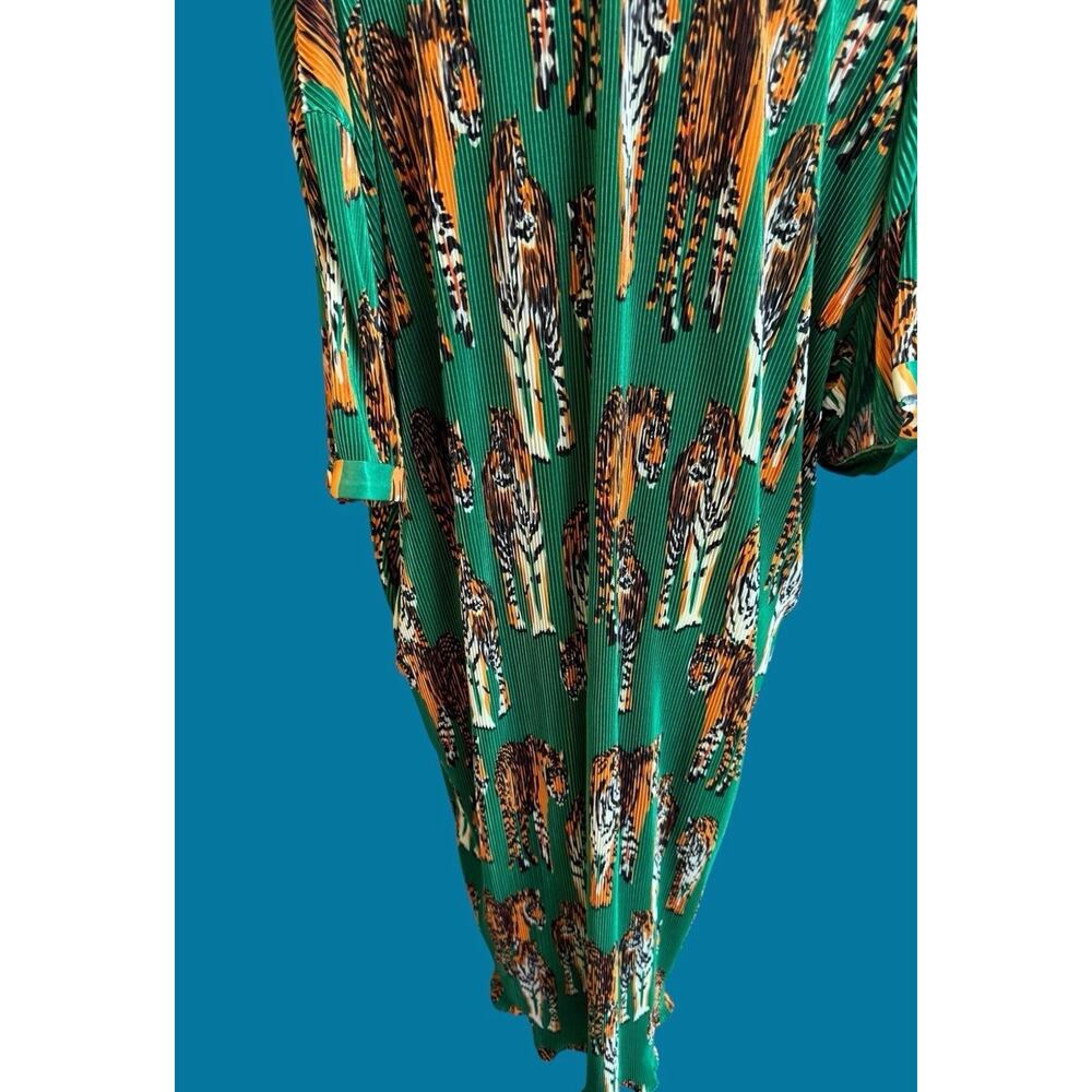 Dressed In Lala | So Far So Good Green Plisse Tiger Tail Maxi Dress | Worn Once - Picture 13 of 16
